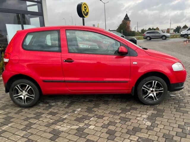 Червоний Фольксваген Фокс, об'ємом двигуна 1.2 л та пробігом 144 тис. км за 4300 $, фото 7 на Automoto.ua