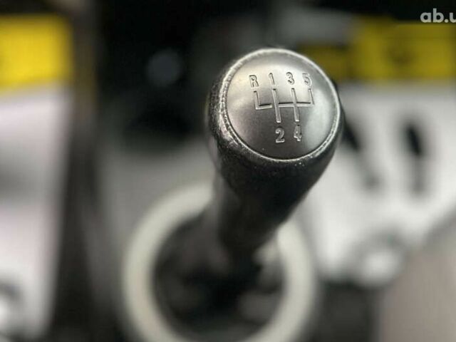 Фольксваген Фокс, объемом двигателя 1.2 л и пробегом 144 тыс. км за 4300 $, фото 12 на Automoto.ua