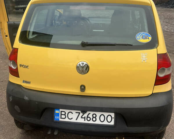 Фольксваген Фокс 2006 в Новоукраинке на Automoto.ua Желтый Фольксваген Фокс, объемом двигателя 1.42 л и пробегом 327 тыс. км за 2400 $, фото 3 на Automoto.ua