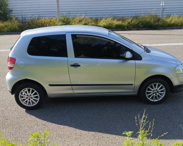 Серый Фольксваген Фокс, объемом двигателя 1.2 л и пробегом 132 тыс. км за 4000 $, фото 4 на Automoto.ua