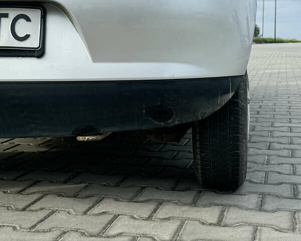 Серый Фольксваген Фокс, объемом двигателя 1.2 л и пробегом 290 тыс. км за 2800 $, фото 6 на Automoto.ua