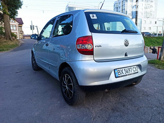 Серый Фольксваген Фокс, объемом двигателя 1.2 л и пробегом 210 тыс. км за 3600 $, фото 6 на Automoto.ua