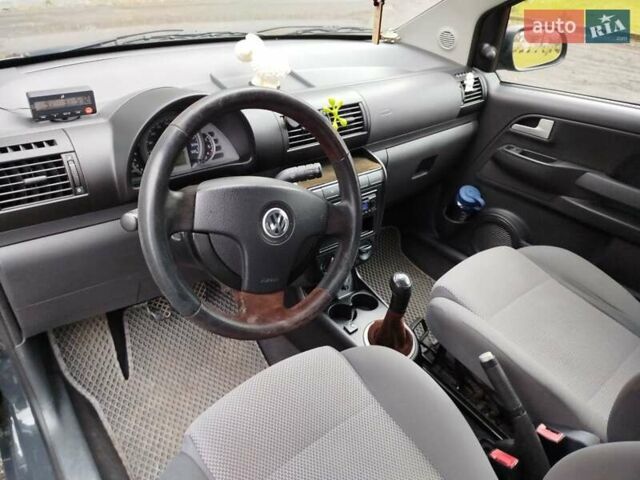 Серый Фольксваген Фокс, объемом двигателя 1.2 л и пробегом 269 тыс. км за 4600 $, фото 15 на Automoto.ua
