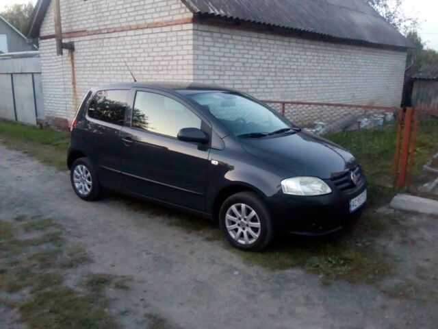 Серый Фольксваген Фокс, объемом двигателя 1.2 л и пробегом 269 тыс. км за 4600 $, фото 23 на Automoto.ua