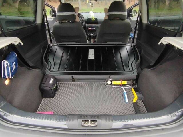 Серый Фольксваген Фокс, объемом двигателя 1.2 л и пробегом 269 тыс. км за 4600 $, фото 12 на Automoto.ua