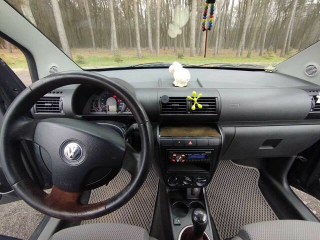 Серый Фольксваген Фокс, объемом двигателя 1.2 л и пробегом 269 тыс. км за 4600 $, фото 15 на Automoto.ua