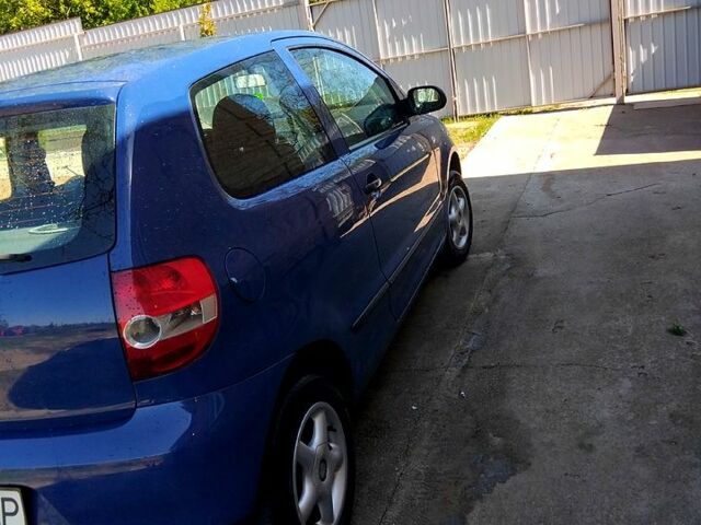 Синий Фольксваген Фокс, объемом двигателя 1.2 л и пробегом 275 тыс. км за 4200 $, фото 5 на Automoto.ua