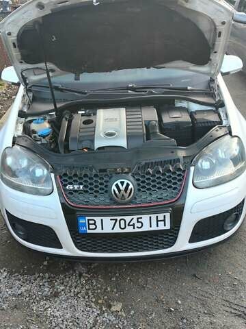 Белый Фольксваген Гольф ГТИ, объемом двигателя 1.98 л и пробегом 225 тыс. км за 5900 $, фото 14 на Automoto.ua