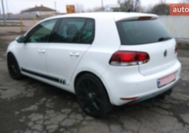 Белый Фольксваген Гольф ГТИ, объемом двигателя 1.4 л и пробегом 210 тыс. км за 5600 $, фото 8 на Automoto.ua
