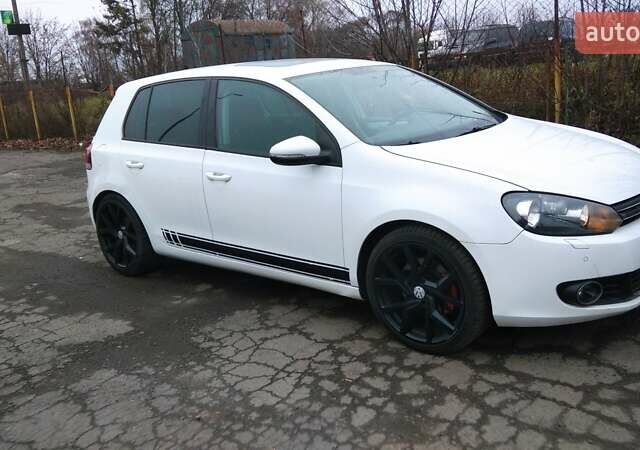 Белый Фольксваген Гольф ГТИ, объемом двигателя 1.4 л и пробегом 210 тыс. км за 5600 $, фото 11 на Automoto.ua
