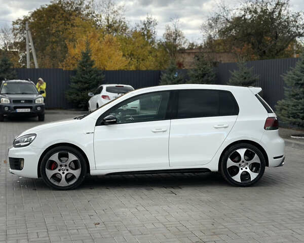Фольксваген Гольф ГТИ 2010 в Кропивницком (Кировограде) на Automoto.ua Белый Фольксваген Гольф ГТИ, объемом двигателя 1.98 л и пробегом 213 тыс. км за 9700 $, фото 3 на Automoto.ua
