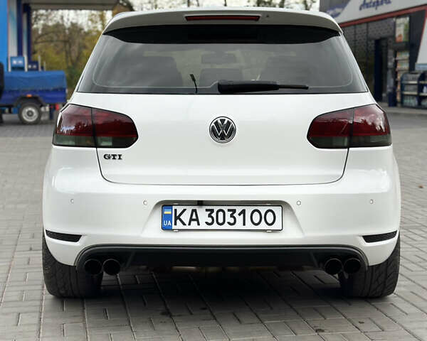 Фольксваген Гольф ГТИ 2010 в Кропивницком (Кировограде) на Automoto.ua Белый Фольксваген Гольф ГТИ, объемом двигателя 1.98 л и пробегом 213 тыс. км за 9700 $, фото 5 на Automoto.ua