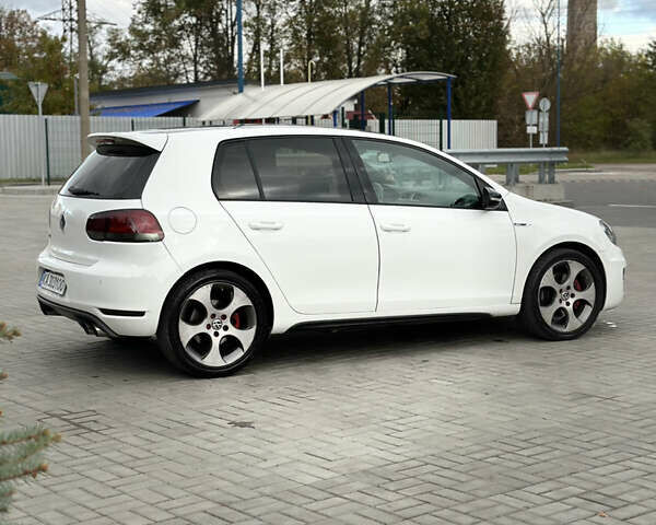 Фольксваген Гольф ГТИ 2010 в Кропивницком (Кировограде) на Automoto.ua Белый Фольксваген Гольф ГТИ, объемом двигателя 1.98 л и пробегом 213 тыс. км за 9700 $, фото 6 на Automoto.ua