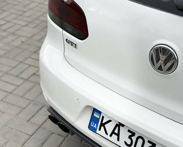 Фольксваген Гольф ГТИ 2010 в Кропивницком (Кировограде) на Automoto.ua Белый Фольксваген Гольф ГТИ, объемом двигателя 1.98 л и пробегом 213 тыс. км за 9700 $, фото 12 на Automoto.ua