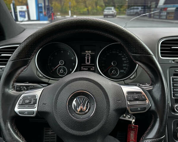 Фольксваген Гольф ГТИ 2010 в Кропивницком (Кировограде) на Automoto.ua Белый Фольксваген Гольф ГТИ, объемом двигателя 1.98 л и пробегом 213 тыс. км за 9700 $, фото 21 на Automoto.ua