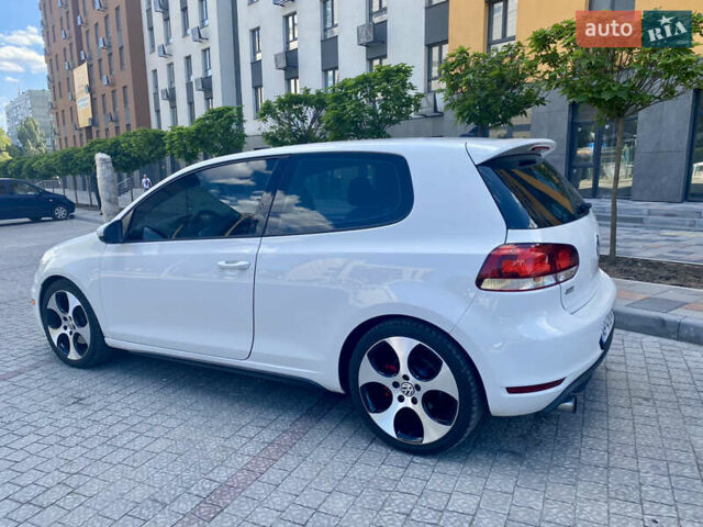 Белый Фольксваген Гольф ГТИ, объемом двигателя 1.98 л и пробегом 171 тыс. км за 11300 $, фото 4 на Automoto.ua