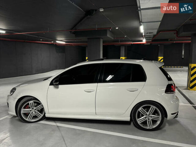 Белый Фольксваген Гольф ГТИ, объемом двигателя 1.98 л и пробегом 259 тыс. км за 8888 $, фото 8 на Automoto.ua