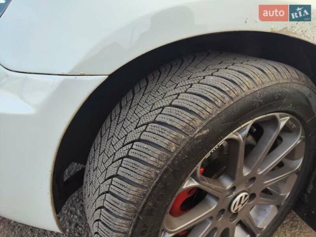Білий Фольксваген Гольф ГТІ, об'ємом двигуна 1.98 л та пробігом 270 тис. км за 8600 $, фото 22 на Automoto.ua