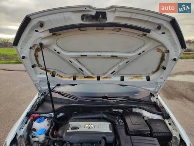 Білий Фольксваген Гольф ГТІ, об'ємом двигуна 1.98 л та пробігом 270 тис. км за 8600 $, фото 19 на Automoto.ua