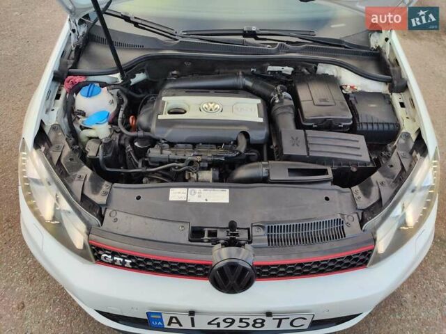 Білий Фольксваген Гольф ГТІ, об'ємом двигуна 1.98 л та пробігом 270 тис. км за 8600 $, фото 18 на Automoto.ua