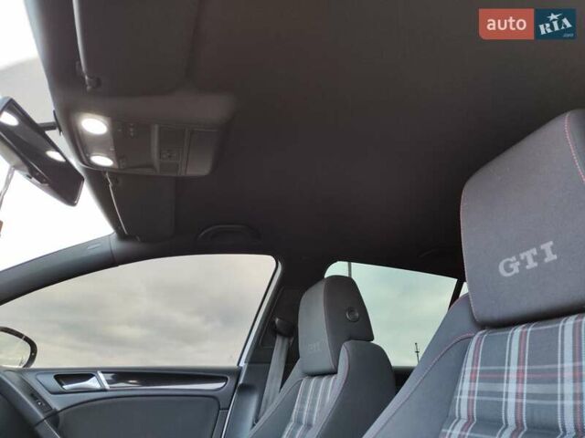 Білий Фольксваген Гольф ГТІ, об'ємом двигуна 1.98 л та пробігом 270 тис. км за 8600 $, фото 23 на Automoto.ua
