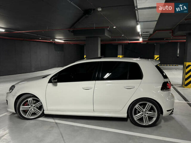Белый Фольксваген Гольф ГТИ, объемом двигателя 1.98 л и пробегом 259 тыс. км за 8888 $, фото 7 на Automoto.ua
