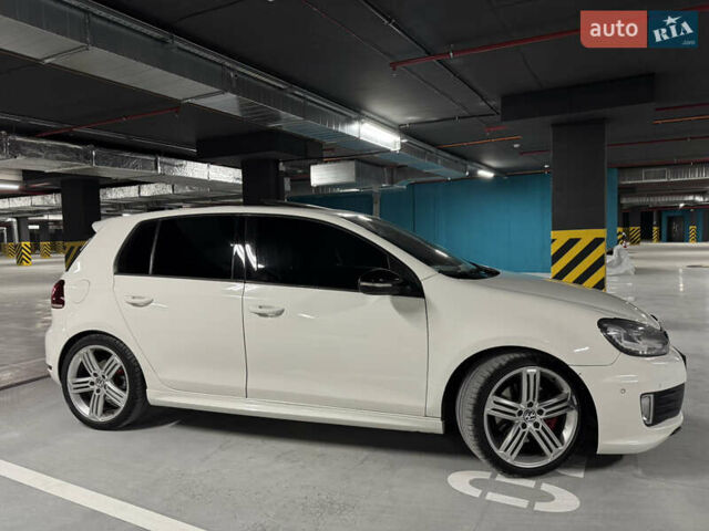 Белый Фольксваген Гольф ГТИ, объемом двигателя 1.98 л и пробегом 259 тыс. км за 8888 $, фото 6 на Automoto.ua