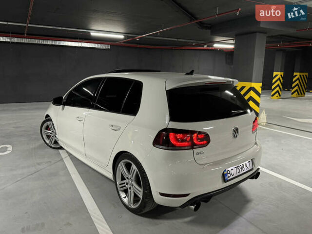 Белый Фольксваген Гольф ГТИ, объемом двигателя 1.98 л и пробегом 259 тыс. км за 8888 $, фото 9 на Automoto.ua