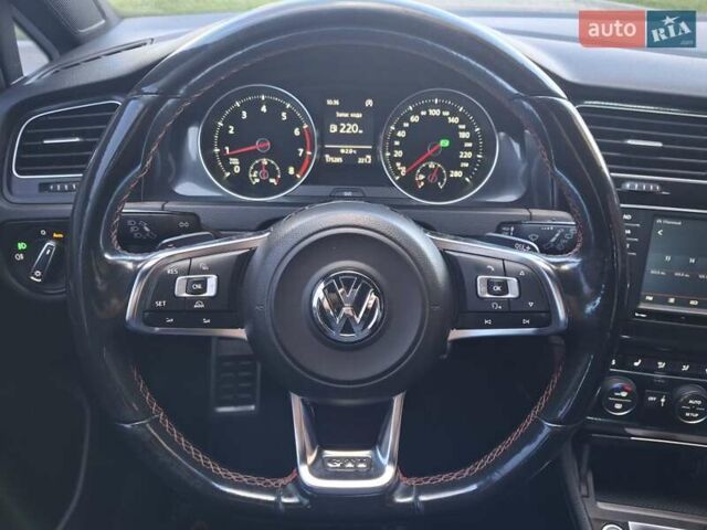 Белый Фольксваген Гольф ГТИ, объемом двигателя 1.98 л и пробегом 175 тыс. км за 14300 $, фото 40 на Automoto.ua
