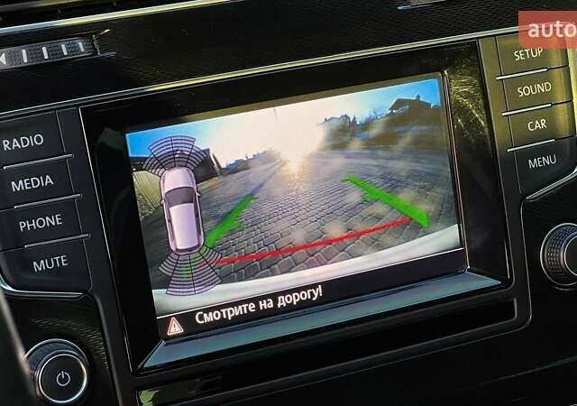 Білий Фольксваген Гольф ГТІ, об'ємом двигуна 1.98 л та пробігом 194 тис. км за 15700 $, фото 19 на Automoto.ua