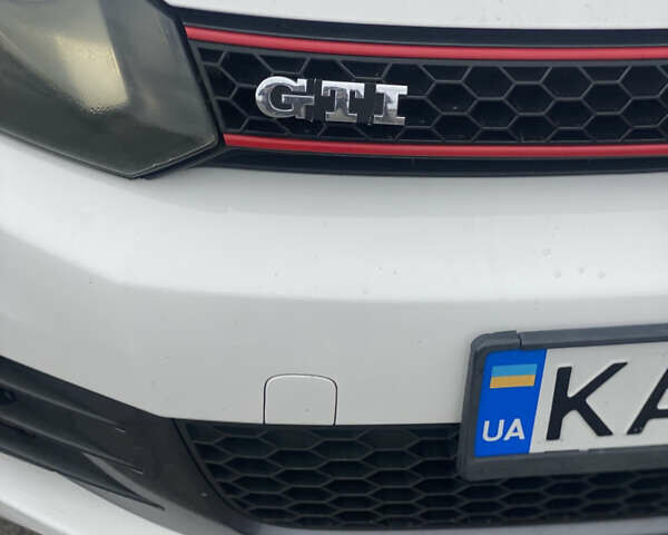 Белый Фольксваген Гольф ГТИ, объемом двигателя 1.98 л и пробегом 209 тыс. км за 10700 $, фото 19 на Automoto.ua
