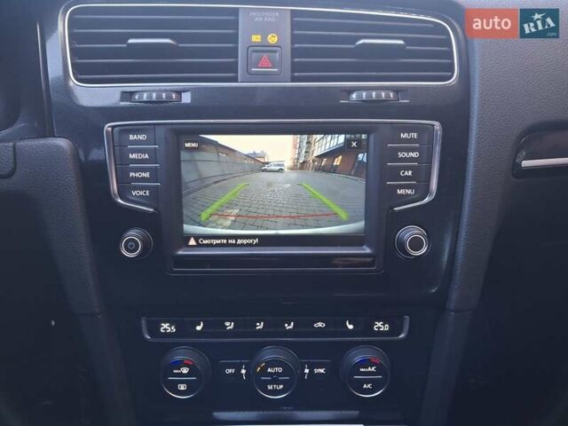 Белый Фольксваген Гольф ГТИ, объемом двигателя 1.98 л и пробегом 175 тыс. км за 14300 $, фото 39 на Automoto.ua