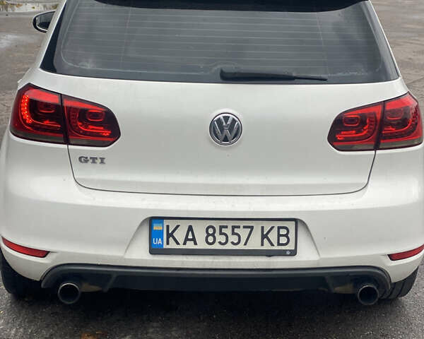 Белый Фольксваген Гольф ГТИ, объемом двигателя 1.98 л и пробегом 209 тыс. км за 10700 $, фото 8 на Automoto.ua