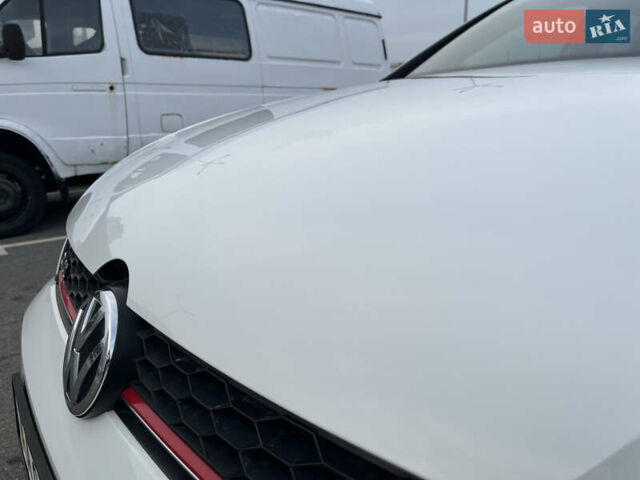 Білий Фольксваген Гольф ГТІ, об'ємом двигуна 1.98 л та пробігом 123 тис. км за 17100 $, фото 12 на Automoto.ua