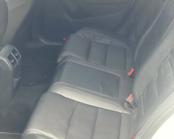 Белый Фольксваген Гольф ГТИ, объемом двигателя 1.98 л и пробегом 209 тыс. км за 10700 $, фото 14 на Automoto.ua