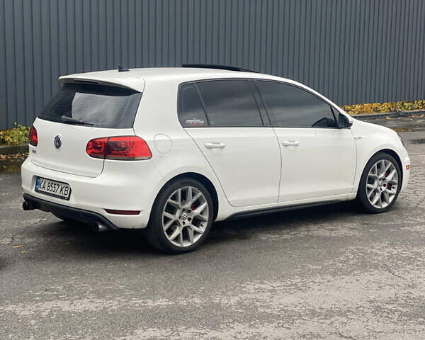 Белый Фольксваген Гольф ГТИ, объемом двигателя 1.98 л и пробегом 209 тыс. км за 9900 $, фото 3 на Automoto.ua