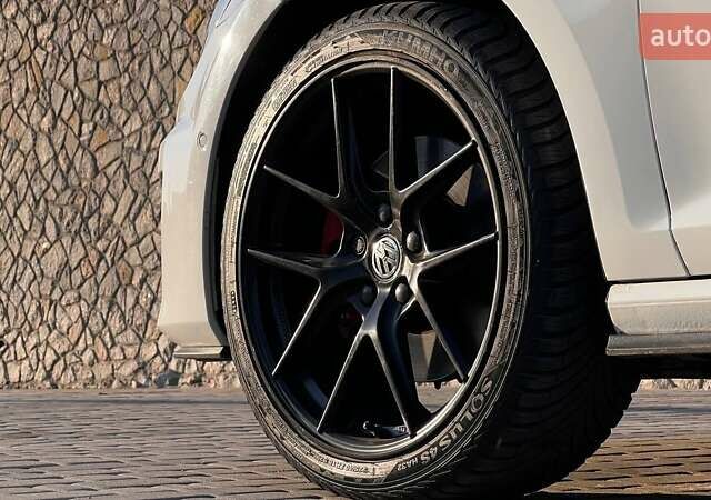 Білий Фольксваген Гольф ГТІ, об'ємом двигуна 1.98 л та пробігом 194 тис. км за 15700 $, фото 3 на Automoto.ua