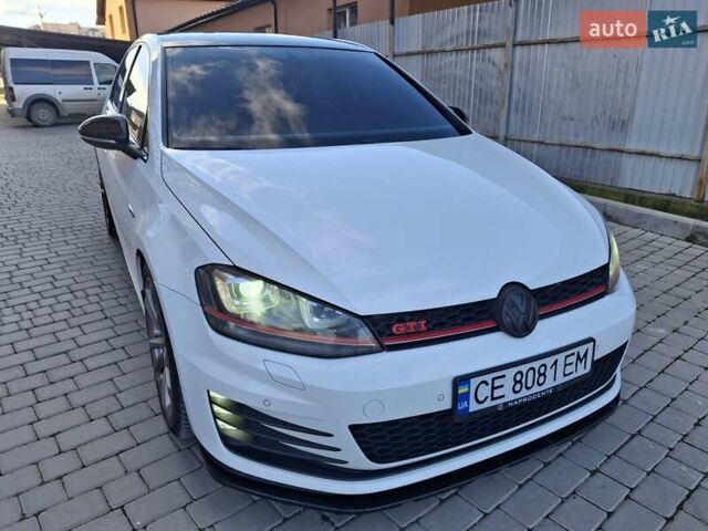 Белый Фольксваген Гольф ГТИ, объемом двигателя 1.98 л и пробегом 175 тыс. км за 14300 $, фото 1 на Automoto.ua