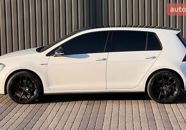 Білий Фольксваген Гольф ГТІ, об'ємом двигуна 1.98 л та пробігом 194 тис. км за 15700 $, фото 2 на Automoto.ua