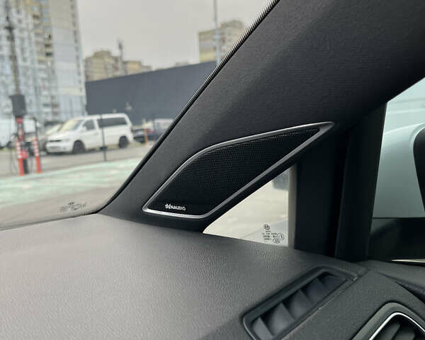 Білий Фольксваген Гольф ГТІ, об'ємом двигуна 1.98 л та пробігом 123 тис. км за 17100 $, фото 9 на Automoto.ua