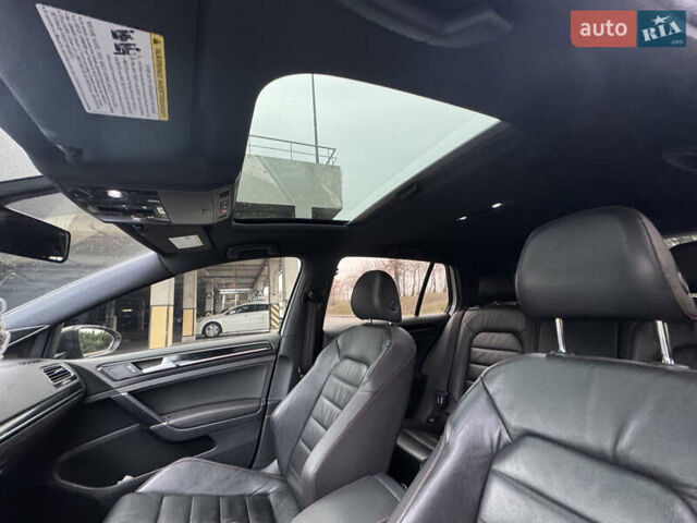 Белый Фольксваген Гольф ГТИ, объемом двигателя 1.98 л и пробегом 183 тыс. км за 13999 $, фото 19 на Automoto.ua