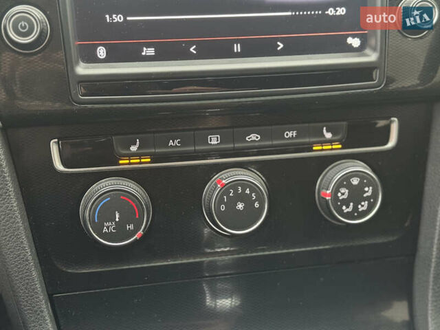 Белый Фольксваген Гольф ГТИ, объемом двигателя 1.98 л и пробегом 183 тыс. км за 13999 $, фото 27 на Automoto.ua