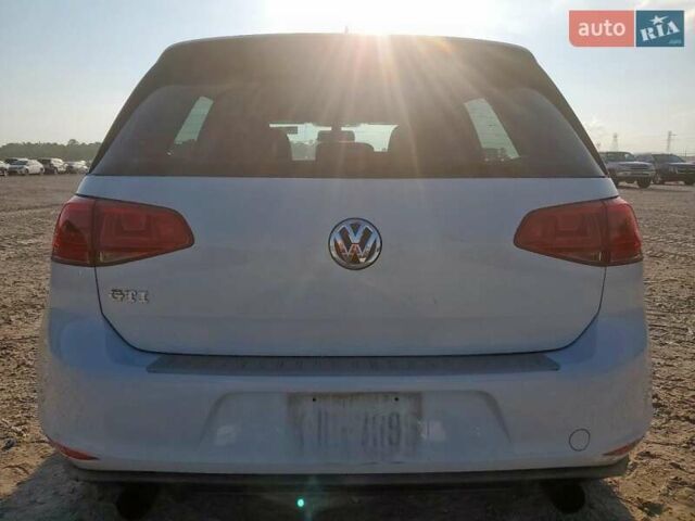 Белый Фольксваген Гольф ГТИ, объемом двигателя 1.98 л и пробегом 87 тыс. км за 2800 $, фото 5 на Automoto.ua