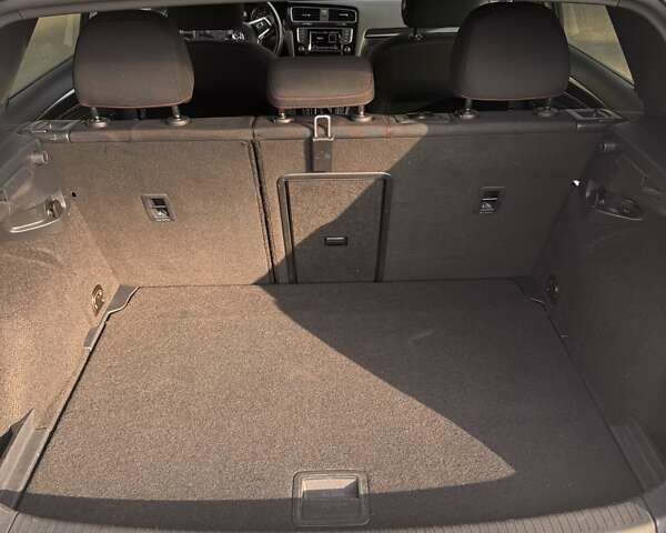 Білий Фольксваген Гольф ГТІ, об'ємом двигуна 1.98 л та пробігом 105 тис. км за 15000 $, фото 19 на Automoto.ua