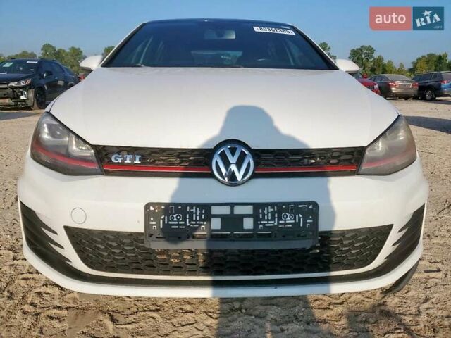 Белый Фольксваген Гольф ГТИ, объемом двигателя 1.98 л и пробегом 87 тыс. км за 2800 $, фото 4 на Automoto.ua