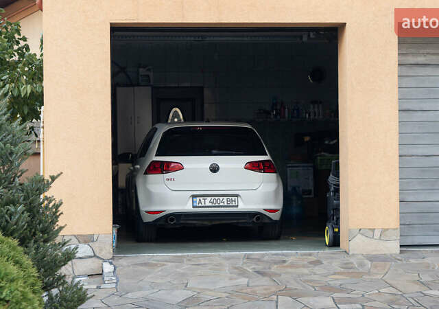 Белый Фольксваген Гольф ГТИ, объемом двигателя 1.98 л и пробегом 82 тыс. км за 14800 $, фото 16 на Automoto.ua