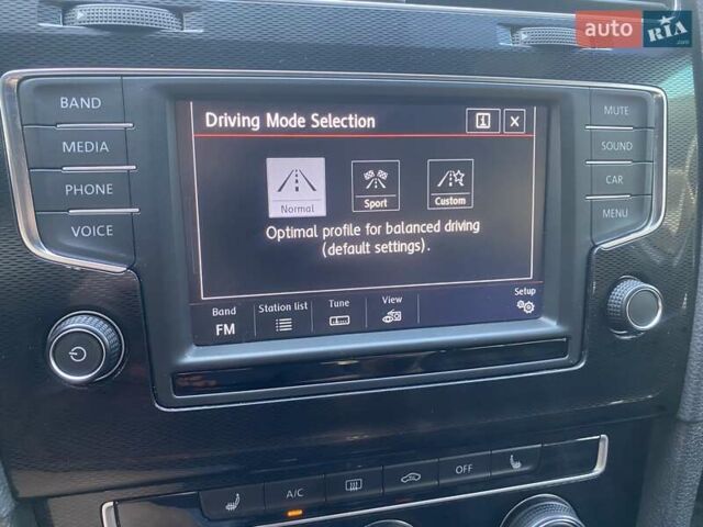 Белый Фольксваген Гольф ГТИ, объемом двигателя 1.98 л и пробегом 86 тыс. км за 15600 $, фото 26 на Automoto.ua