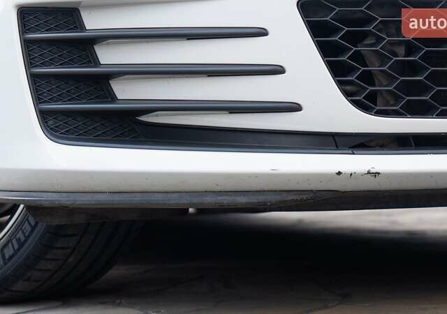 Белый Фольксваген Гольф ГТИ, объемом двигателя 1.98 л и пробегом 82 тыс. км за 14800 $, фото 27 на Automoto.ua