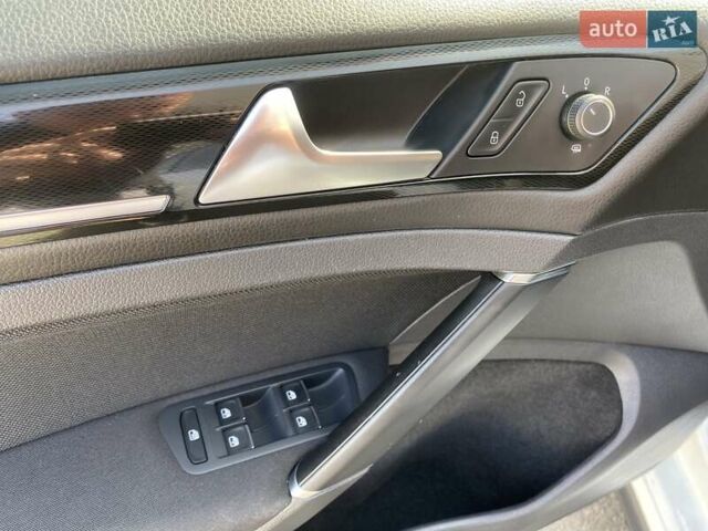 Белый Фольксваген Гольф ГТИ, объемом двигателя 1.98 л и пробегом 86 тыс. км за 15600 $, фото 20 на Automoto.ua