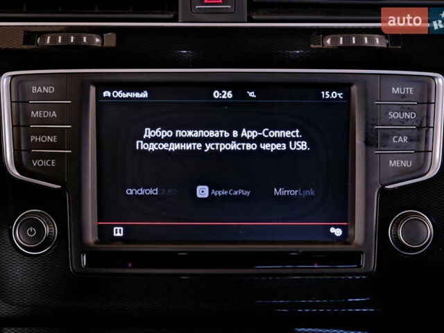 Белый Фольксваген Гольф ГТИ, объемом двигателя 2 л и пробегом 194 тыс. км за 11900 $, фото 23 на Automoto.ua